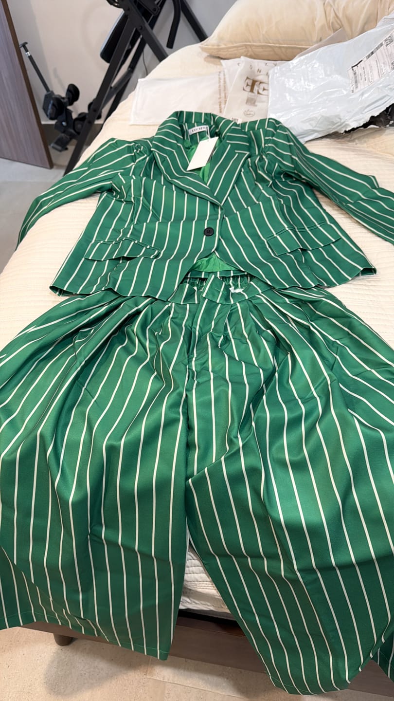 Customer photo review of Long Sleeves Loose Striped Notched Collar Blazer Outerwear