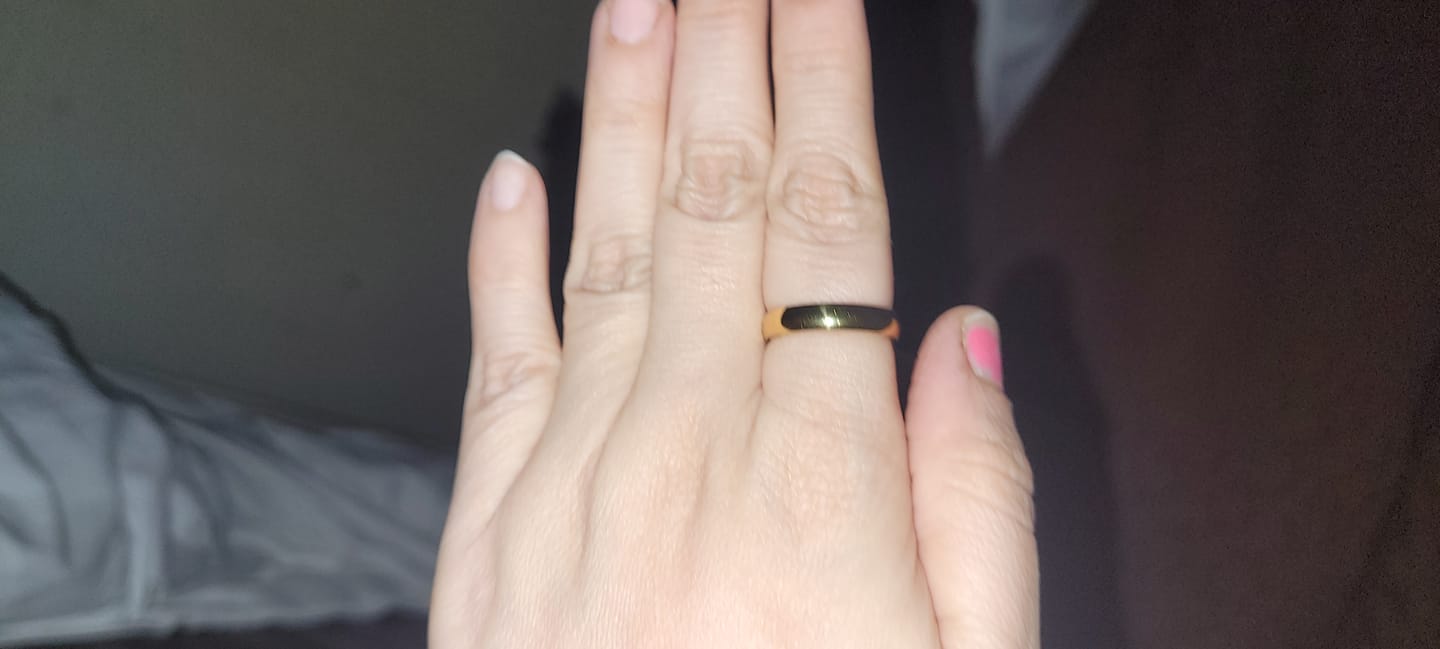Customer photo review of Lustre Band Classic Ring