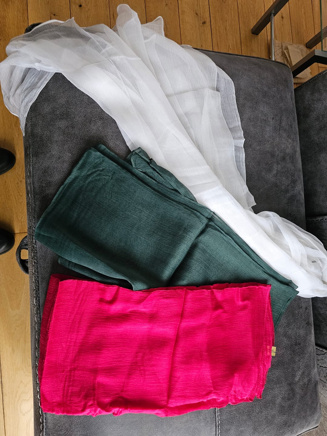 Customer photo review of Try Our New Crepe Fabrics: Free 3 Piece Bundle ✅