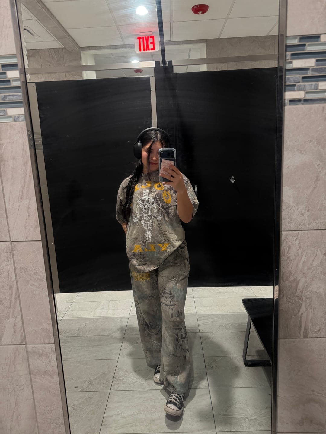 Customer photo review of 2052 - Gold's Iron Legacy Heritage Sweats