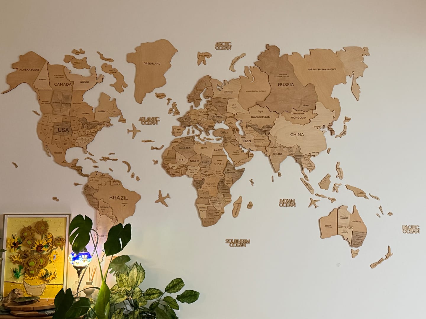 Customer photo review of 3D Wooden World Map Gold