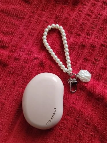 Customer photo review of JUDYDOLL Little Pearl Highlighting Concealer Cushion