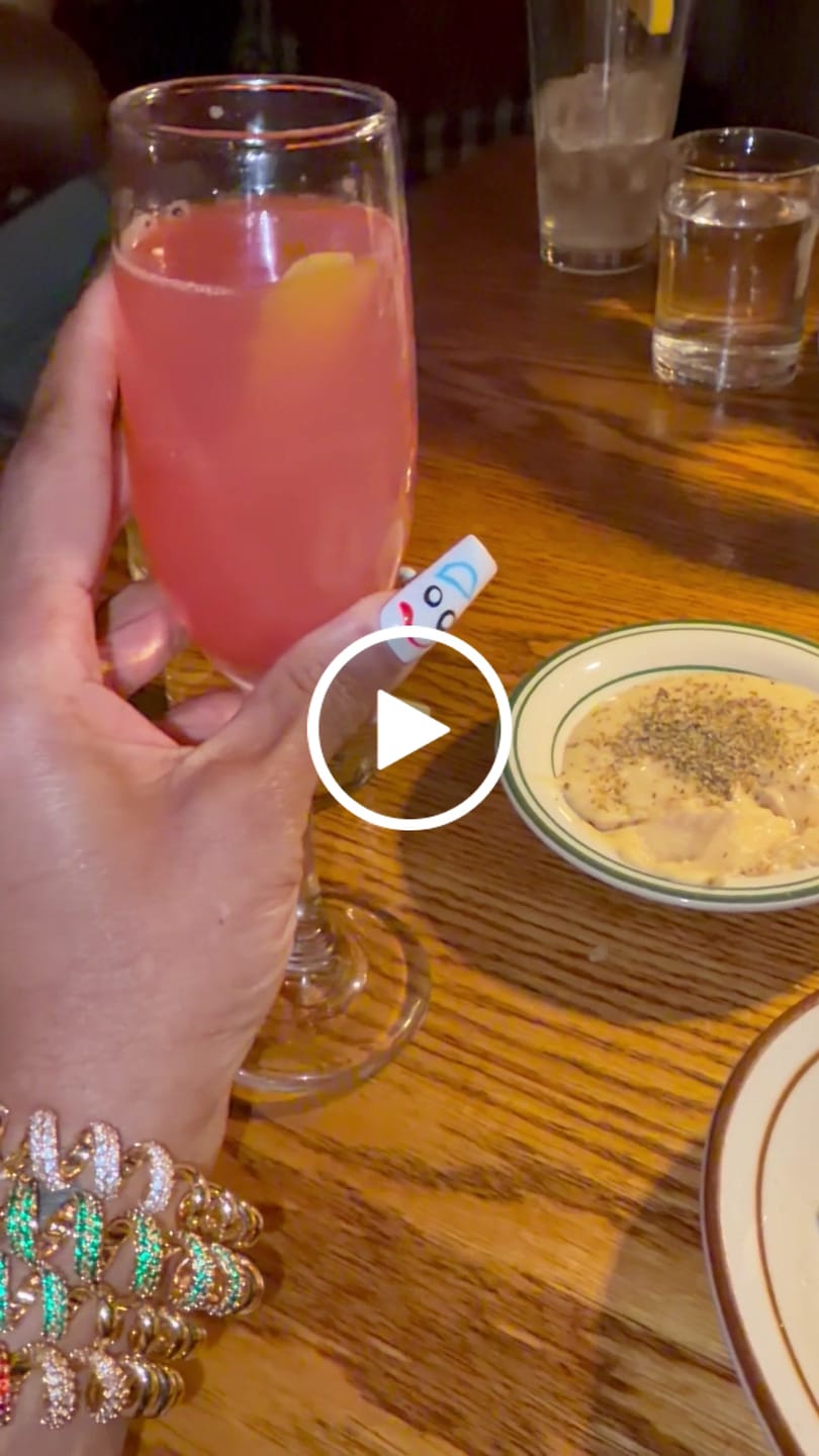 Customer video review of LIMITED RELEASE - RAINBOW ONION RING BRACELET