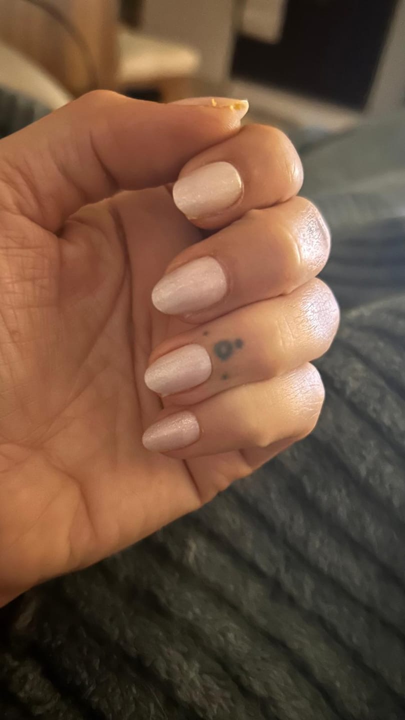 Customer photo review of Angel Touch - Short Oval - 30 Adet Takma Tırnak