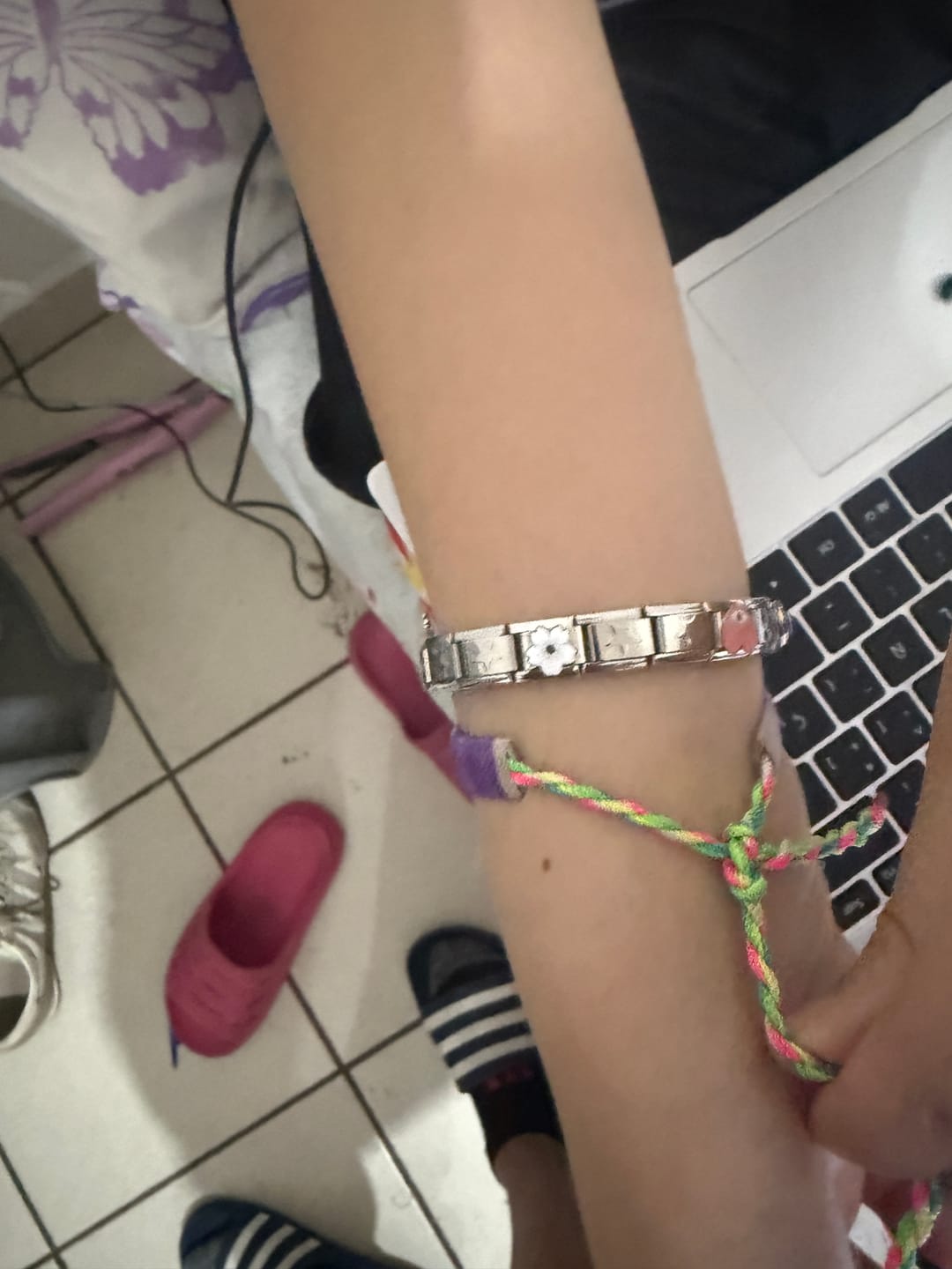 Customer photo review of Charm Flor Blanca