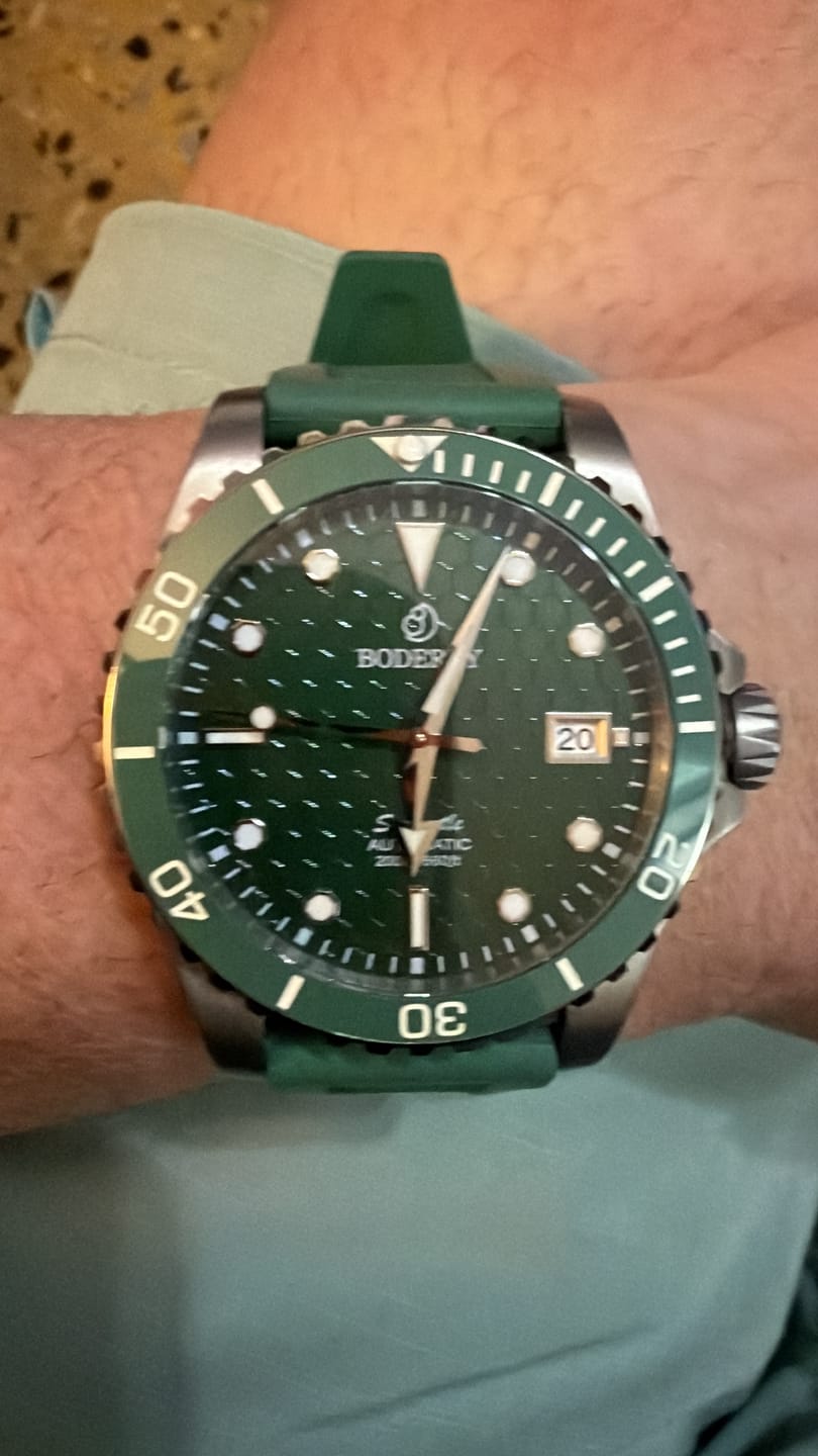 Customer photo review of SEATURTLE.OCEAN(TITANIUM) - Automatic Titanium Diver Watch | Turtle Green/Ti-bracelet