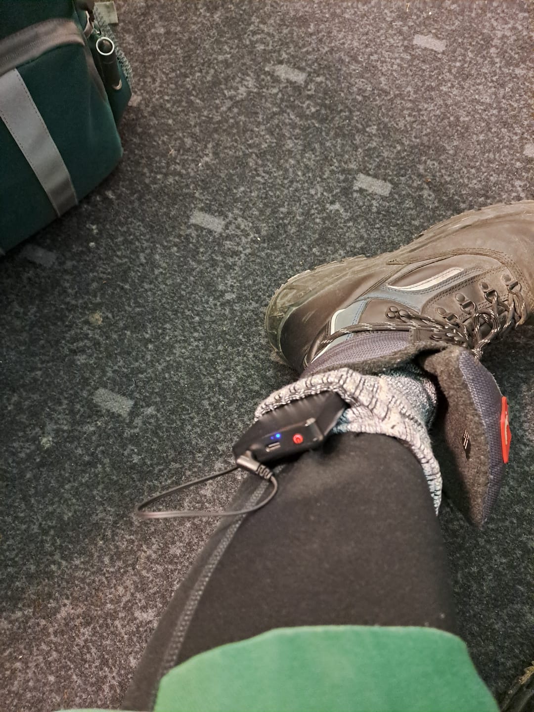 Customer photo review of Powerbank-Paar für beheizte Socken – 3,7 V / 2 A, 2×4.000 mAh