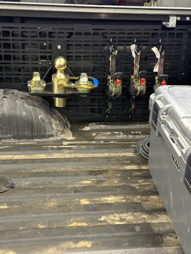 Customer photo review of Hitcholder™ Gooseneck - Dodge/RAM