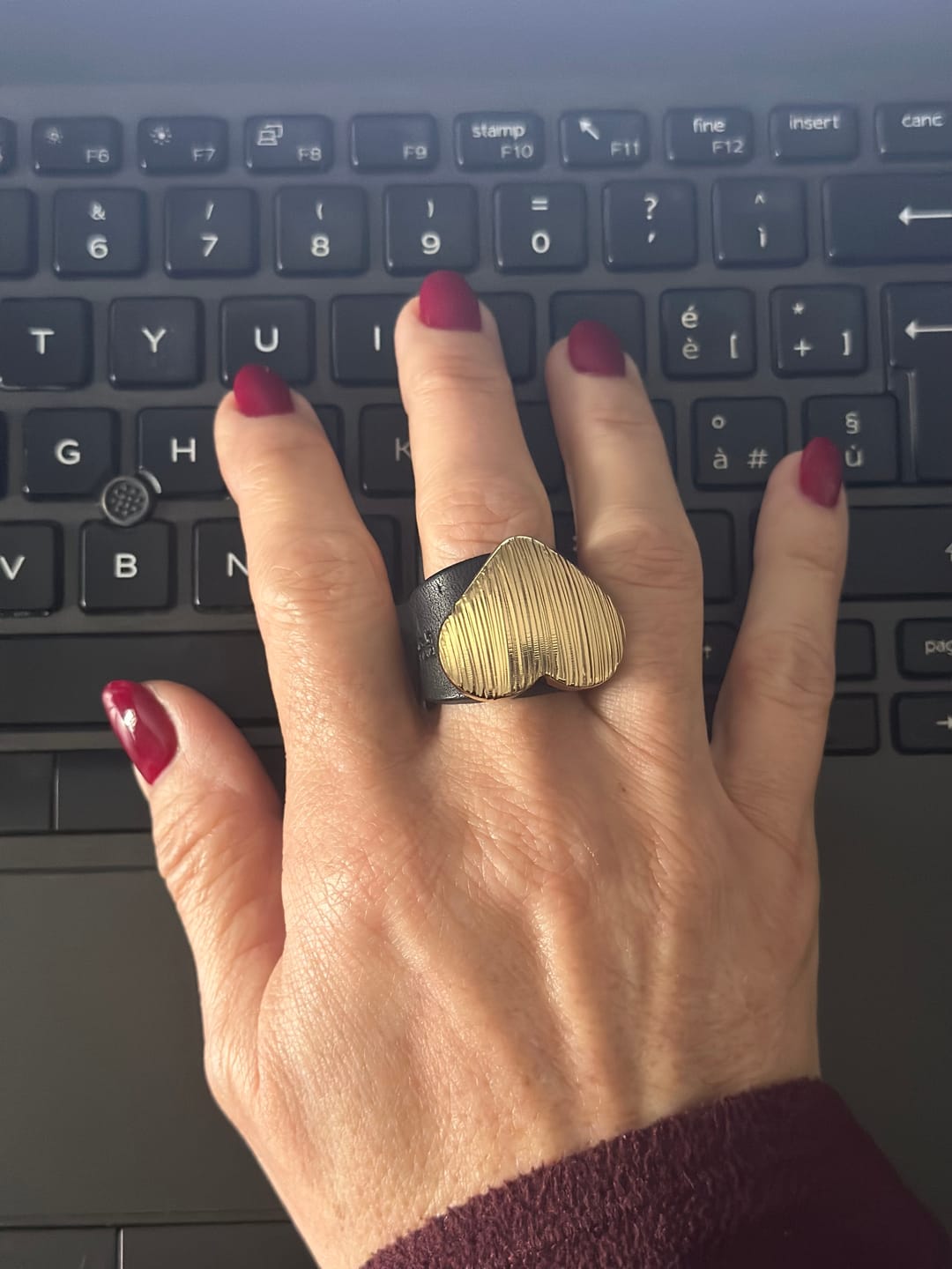 Customer photo review of Anello Pelle Cuore Mio Lux Tulsi