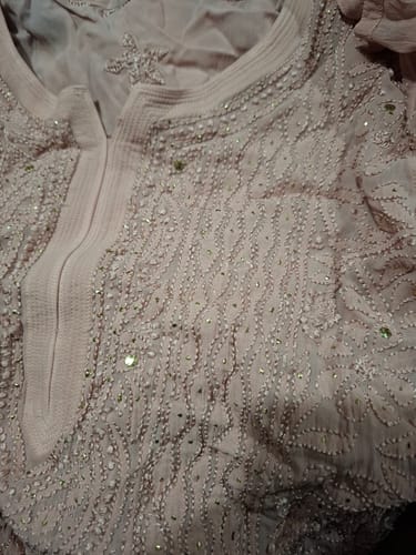 Customer photo review of Yusra Women's Lakhnavi Handcrafted Viscose Georgette Chikankari Kurti- HONC0282700