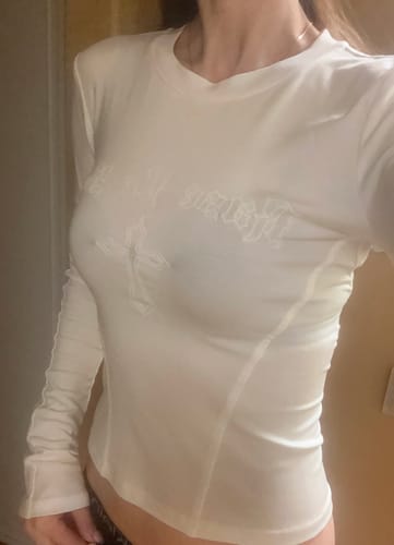 Customer photo review of Rase le sol Embossed Cross Fitted Long Sleeve T-Shirt