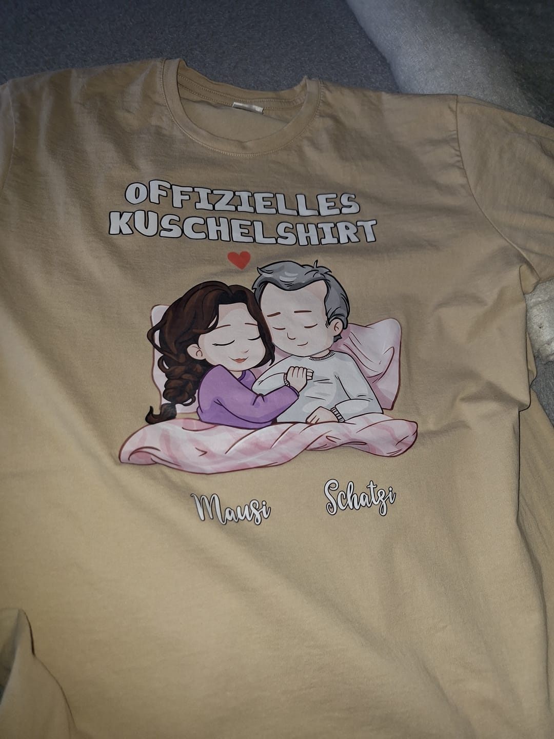 Customer photo review of Offizielles Schlafshirt - Personalisiertes T-Shirt für Paare