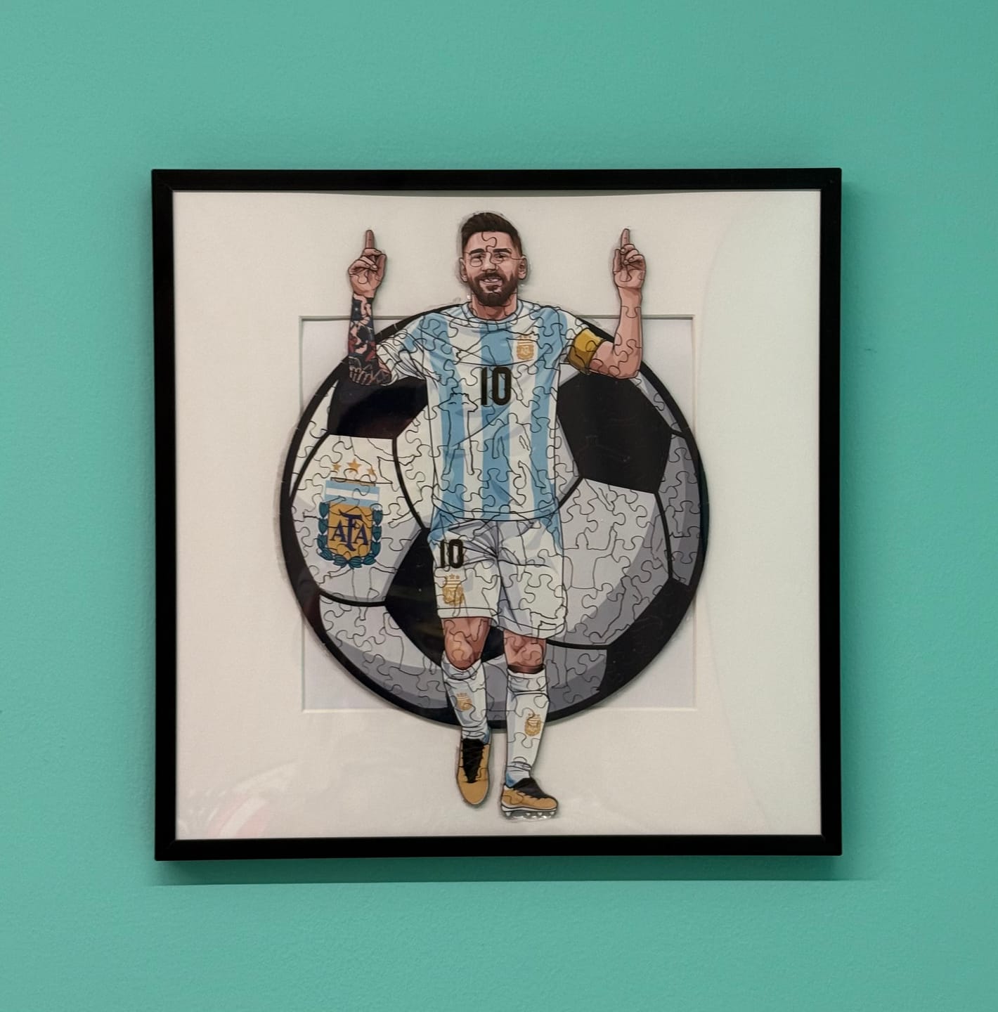 Customer photo review of Lionel Messi - Wooden Puzzle
