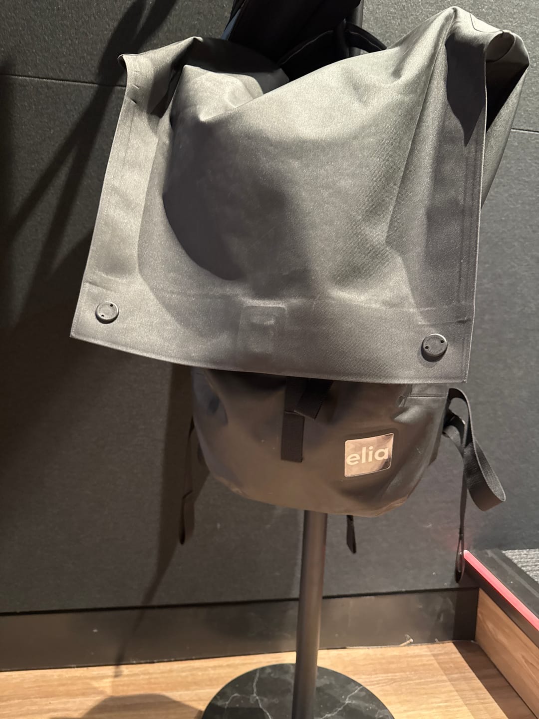 Customer photo review of ELEMENT Weathershed 22L