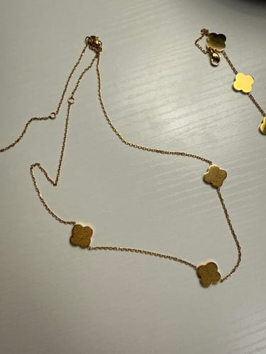 Customer photo review of Sabr, Shukr, Tawakkul Necklace | Patience, Gratitude & Trust (in God)