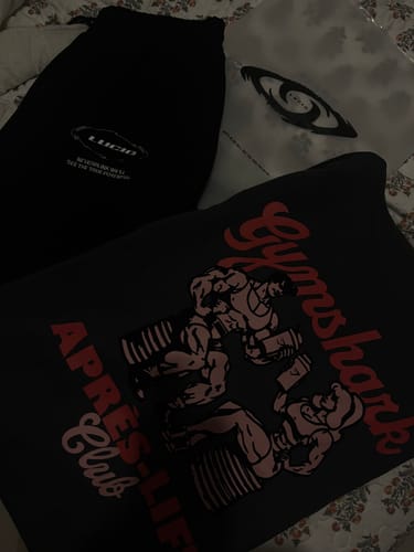 Customer photo review of Jogging "To You"