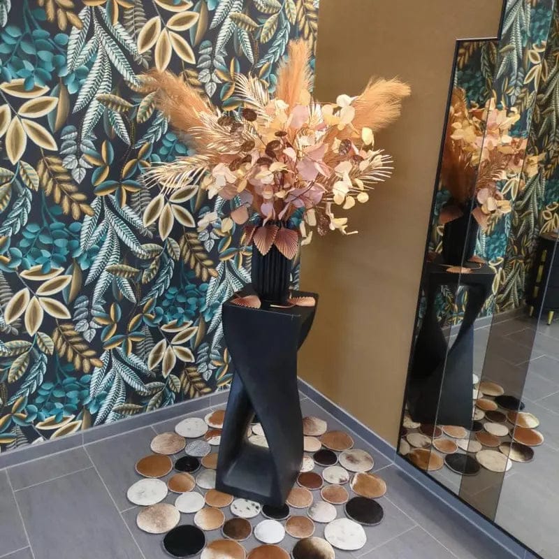 Customer photo review of Tricolor Rug, Natural Handmade Round Cowhide Rug, Cowhide Patchwork Rug for Living Room, Cow Leather Carpet