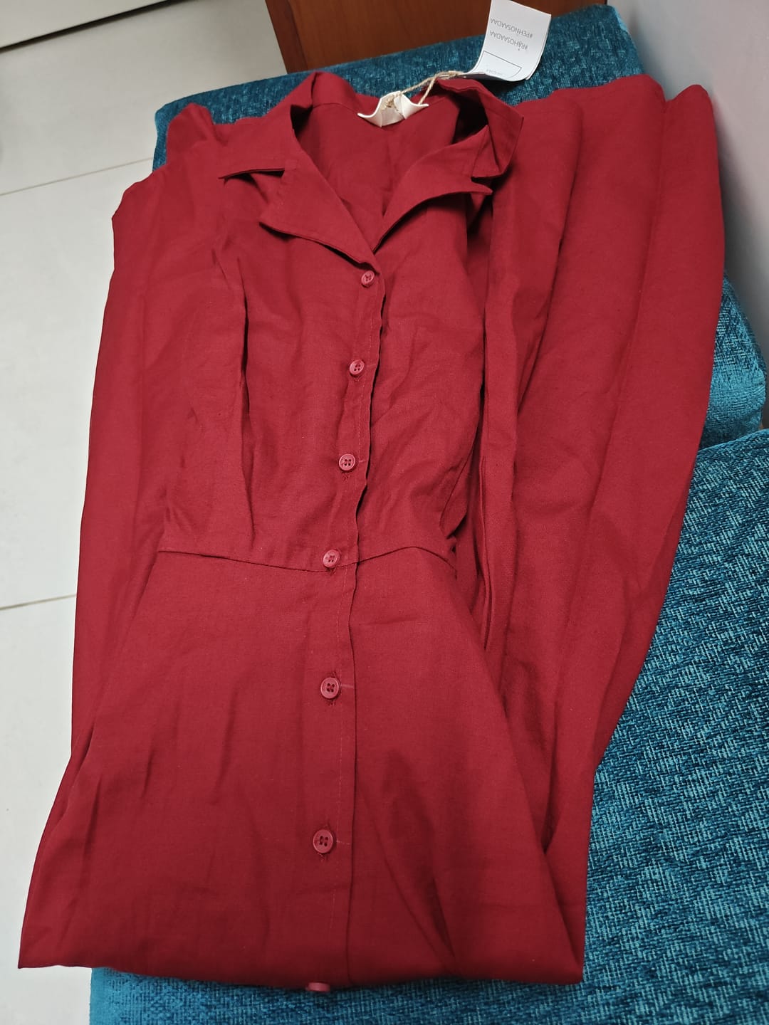 Customer photo review of Women Maroon Airy Linen Flared Dress