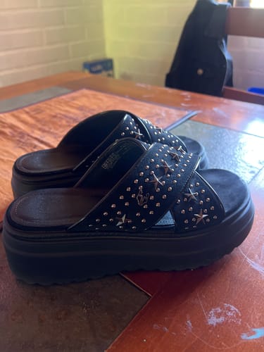 Customer photo review of Sandalia Plataforma Negro Mujer 55921