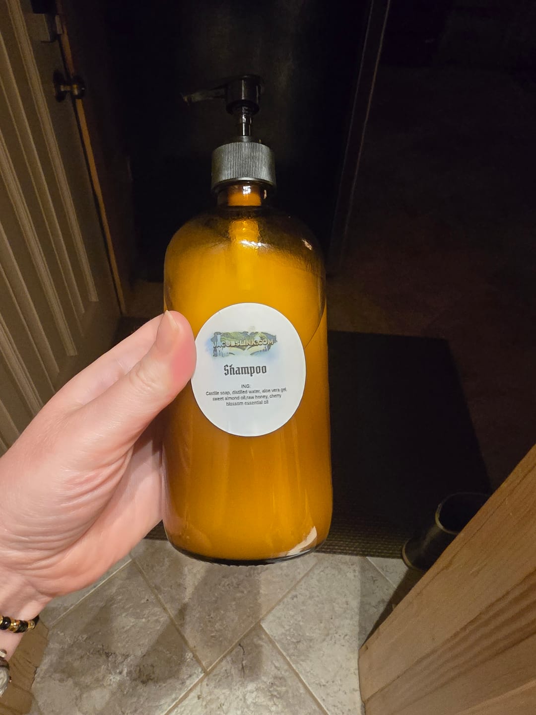Customer photo review of Organic Qualified Shampoo