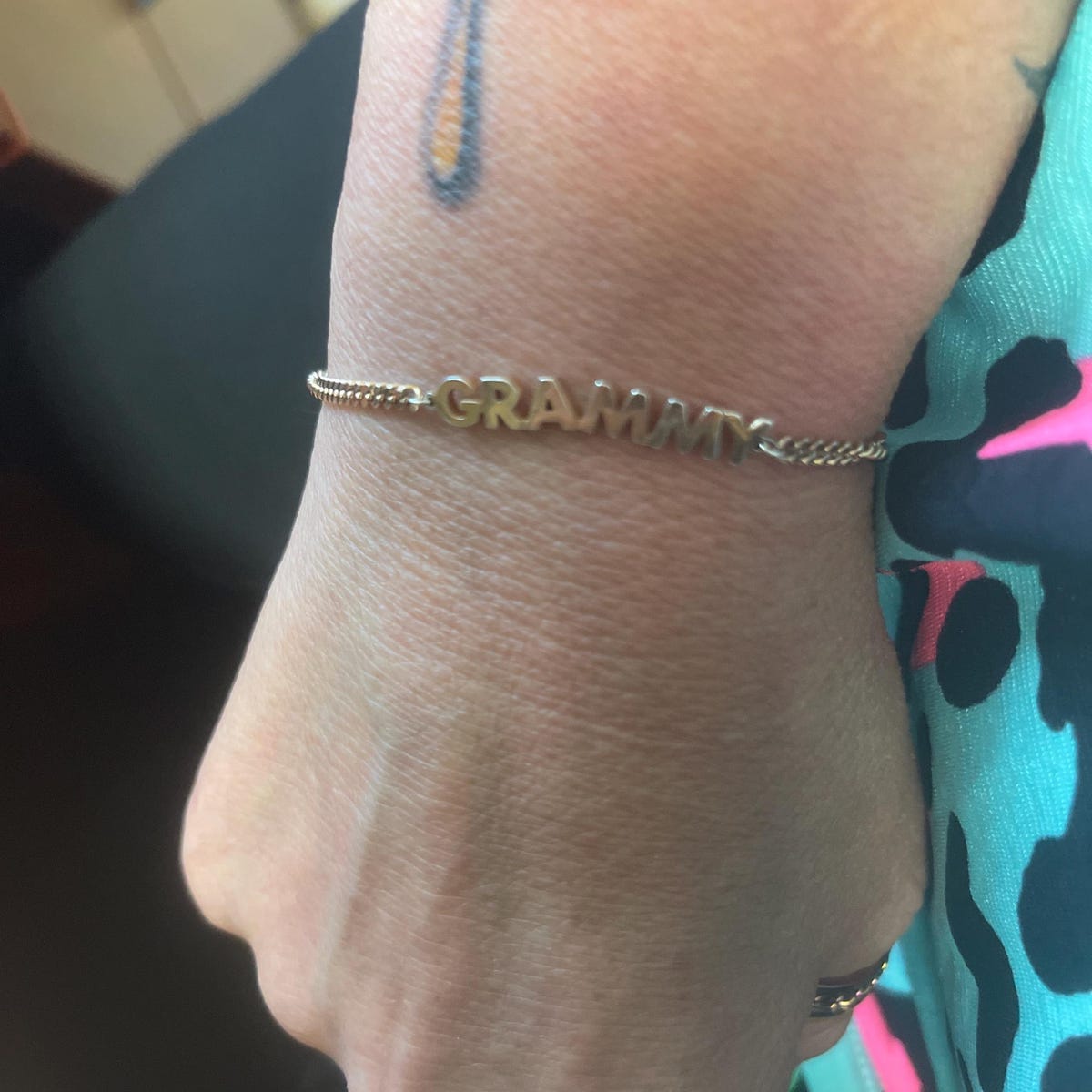 Customer photo review of Pulseira com Nome Personalizada