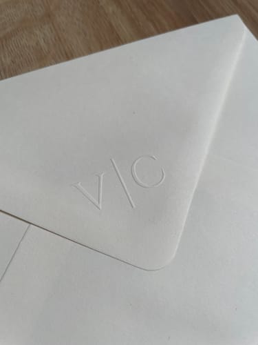 Customer photo review of Personalisierter Prägestempel mit anpassbaren Initialen - Modell "Palace"