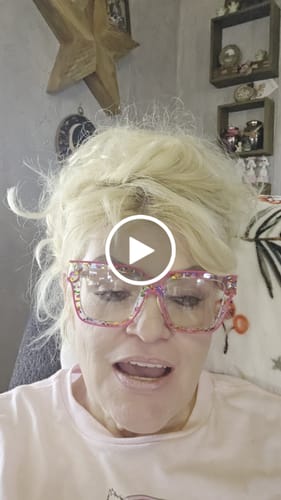 Customer video review of Megan's Sugar Daddy GOLD - 6 bars