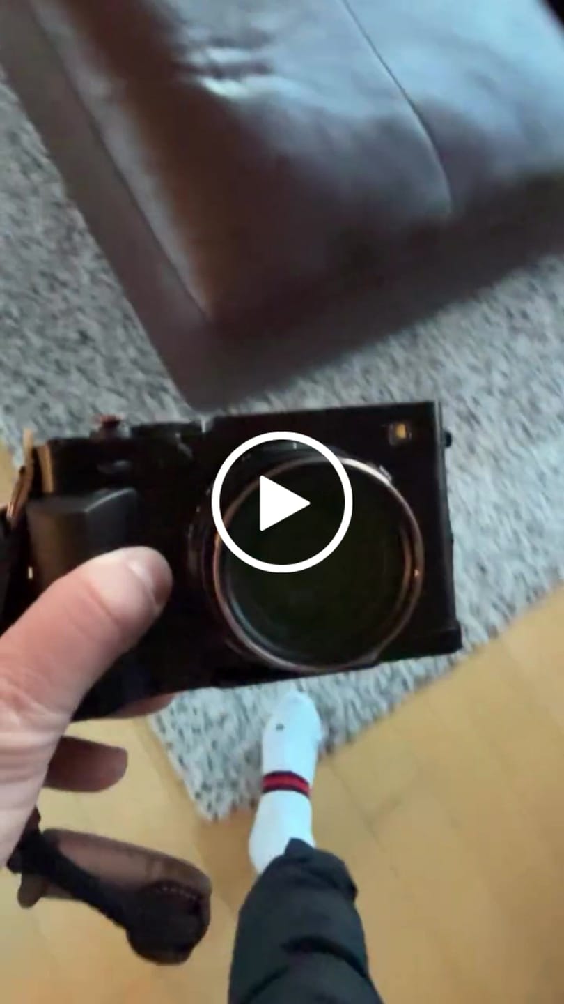 Customer video review of Fujifim XE5 Handgrip Wood YW Design (X-E5)