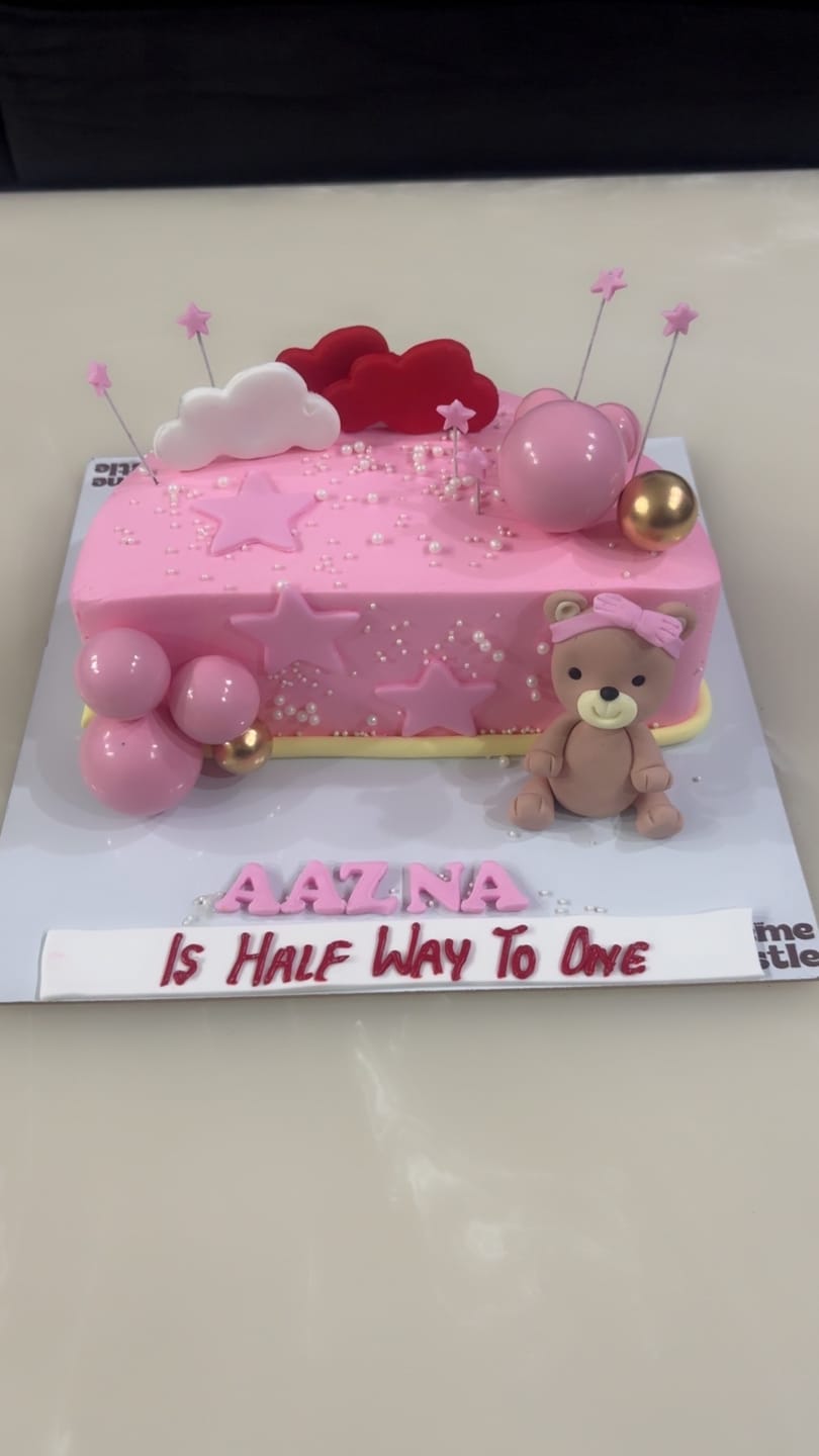 Customer photo review of Spidey Web Photo Cake