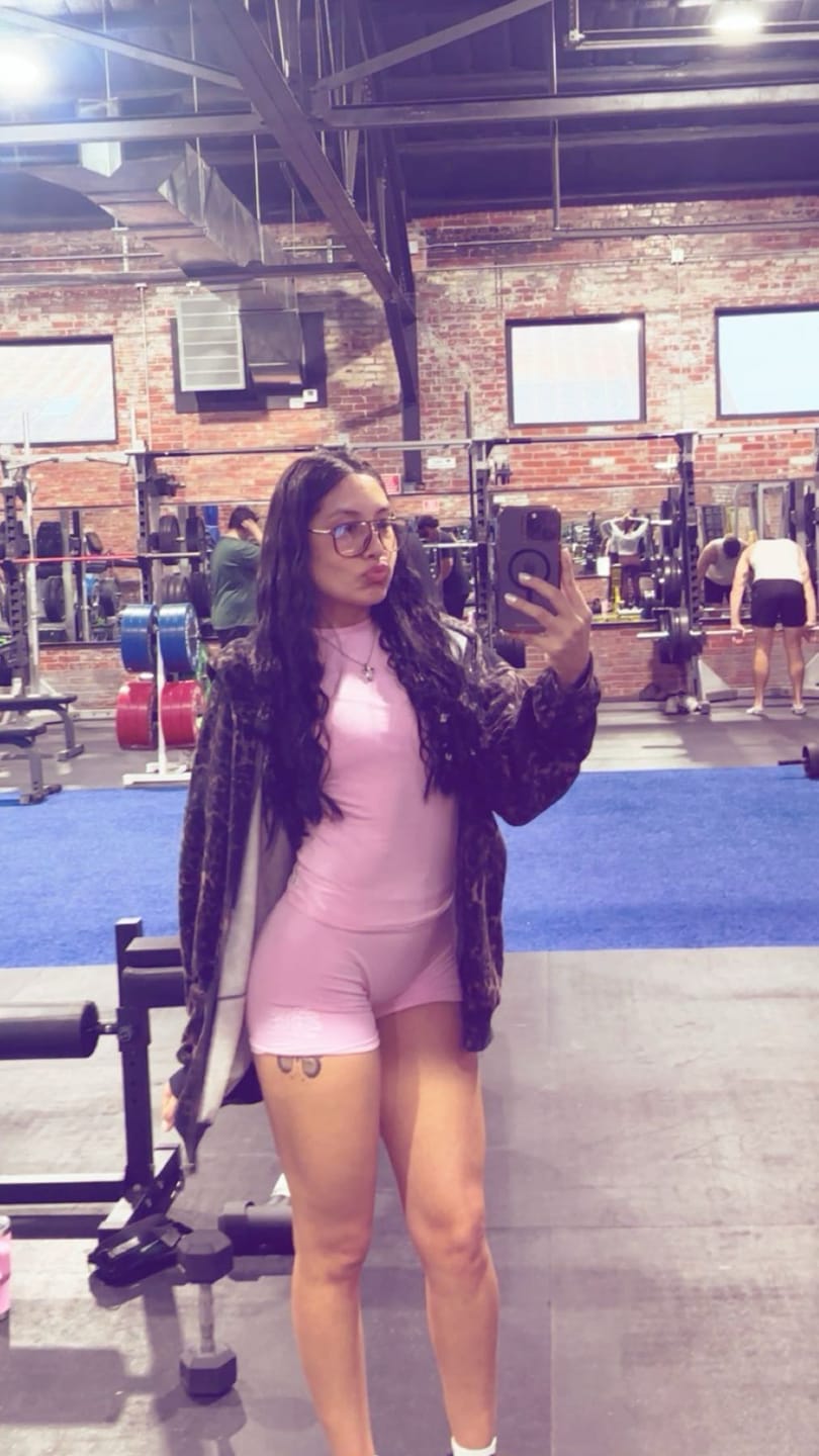 Customer photo review of W533 Flashback Zip Hoodie