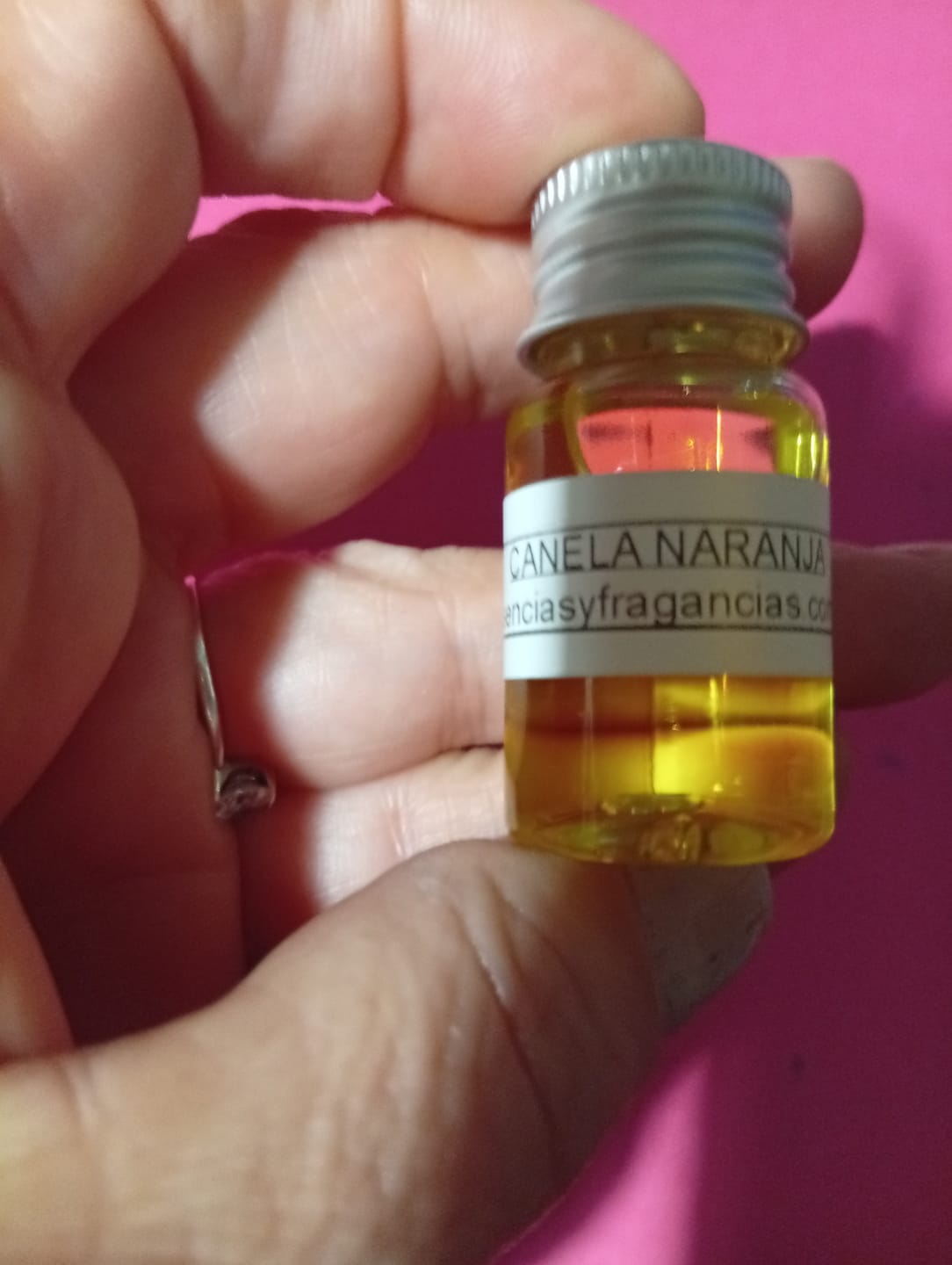 Customer photo review of Fragancia JAZMÍN Y SÁNDALO