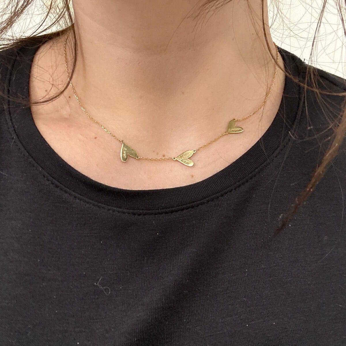 Customer photo review of Colar em Coração Gravado Personalizado