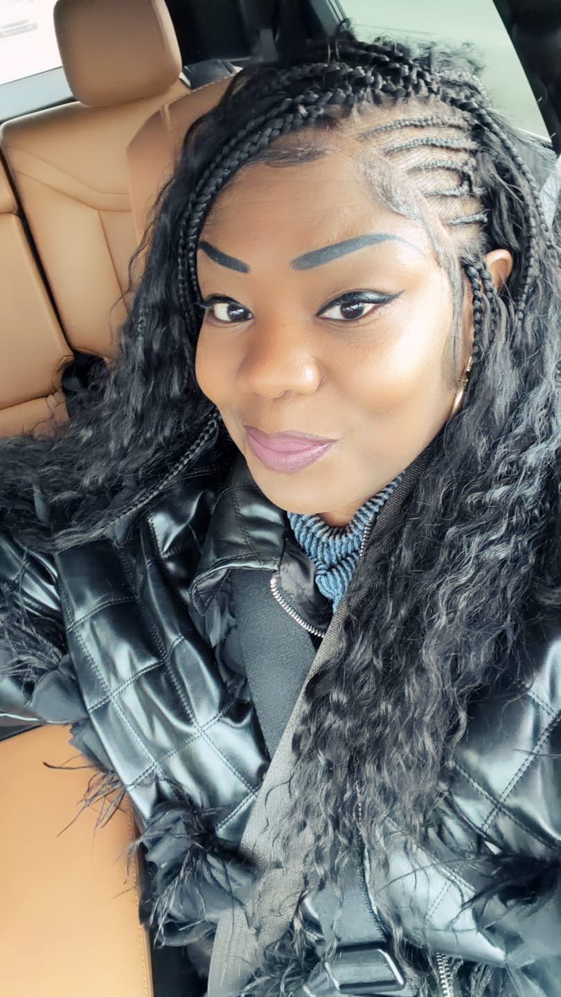 Customer photo review of Avery - Fulani 2 Steps Pre Bleached Full lace Cornrow Human Hair Curls Boho Box Braided Wig