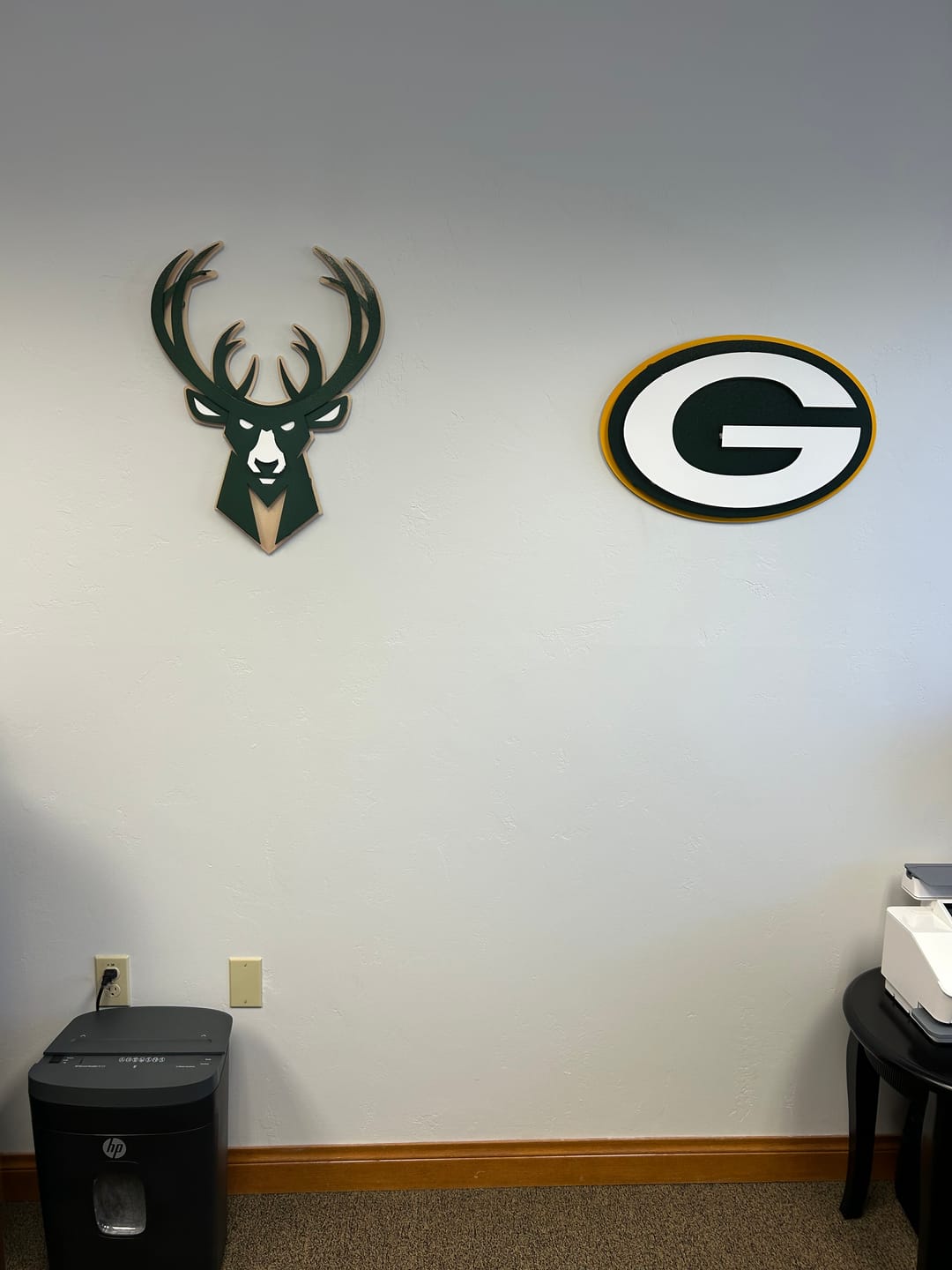 Customer photo review of Green Bay Packers "G" 3D Vintage Metal Wall Art