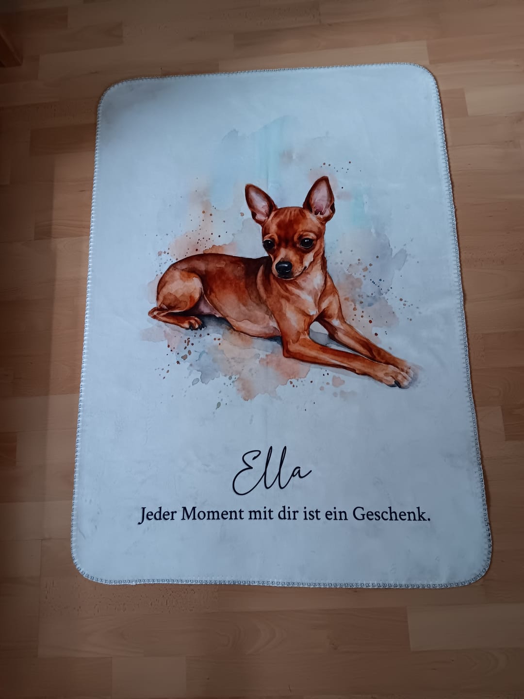 Customer photo review of Personalisierte Decke "Aquarell Haustier"