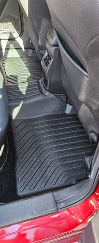 Customer photo review of Pisos Calce Perfecto Suzuki Baleno 2015 al 2025