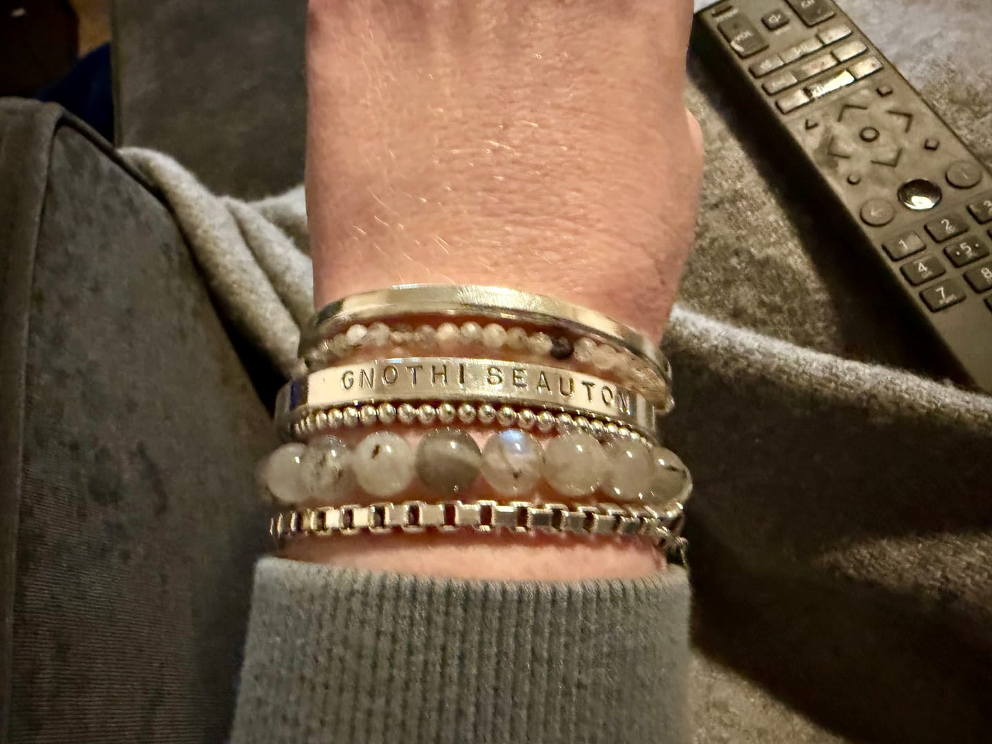 Customer photo review of Aurora Lights Labradorite Bead Bracelet