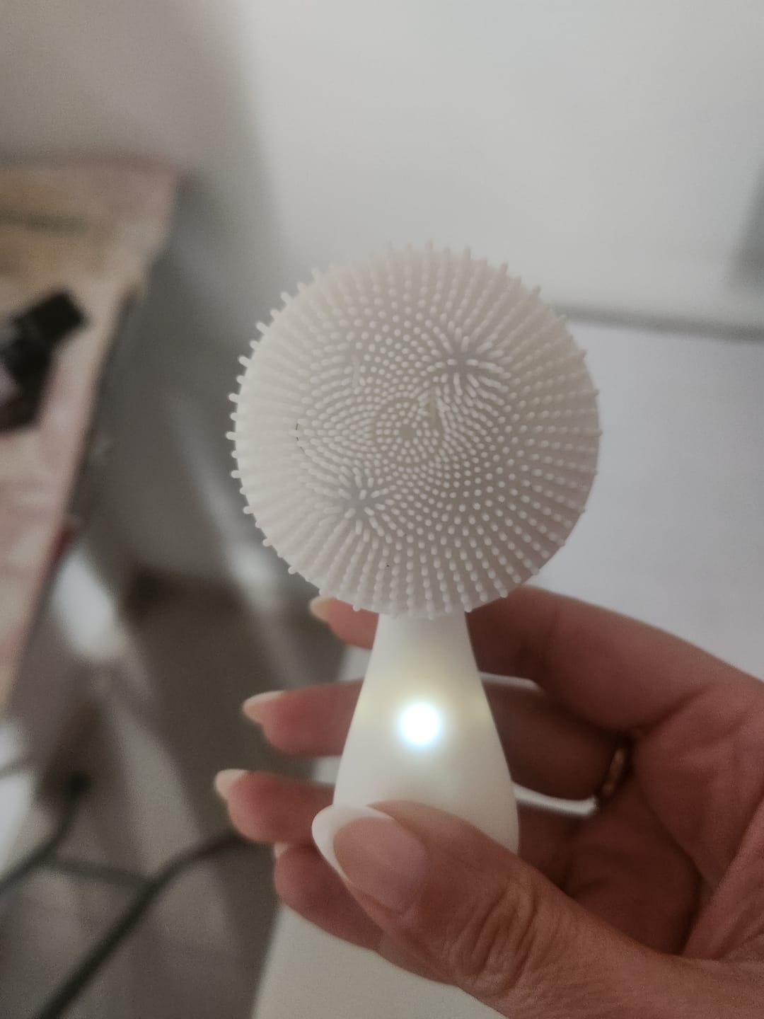 Customer photo review of OroSkin Ultrasonic Facial Brush