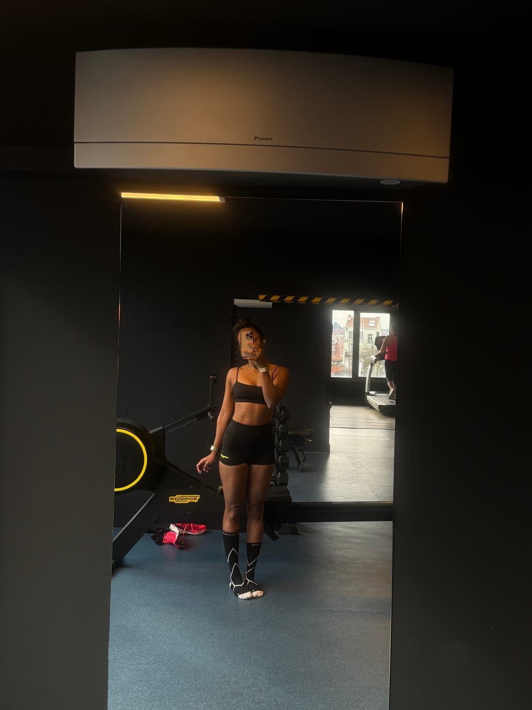 Customer photo review of Women's Velocity Tights - Charcoal Black