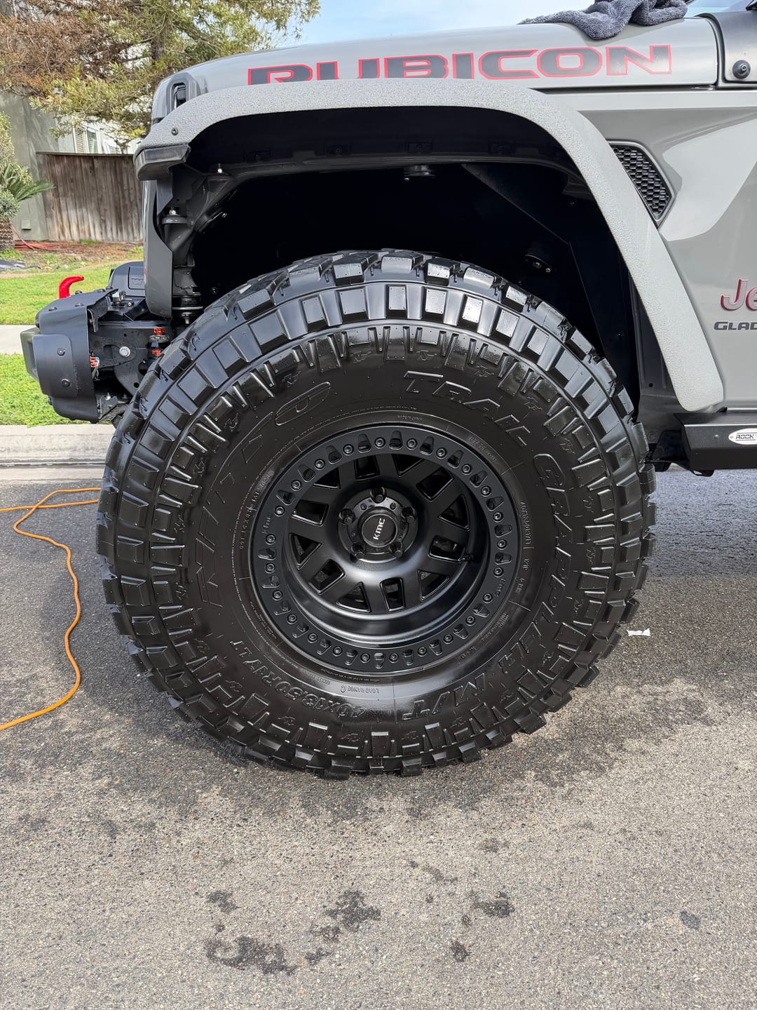 Customer photo review of Clutch - 16oz. w/ Black Sprayer