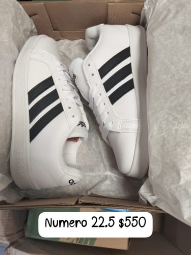 Customer photo review of Tenis Neo Grand Court Blanco Negro