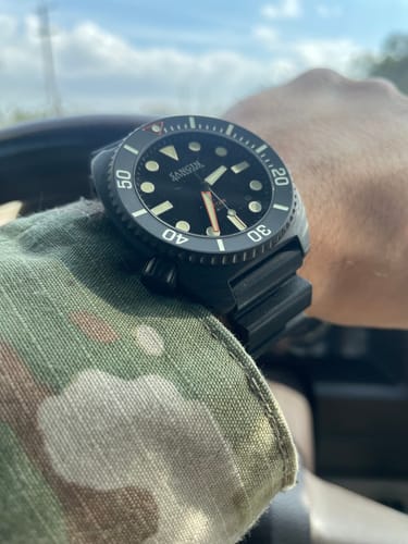 Customer photo review of Titan