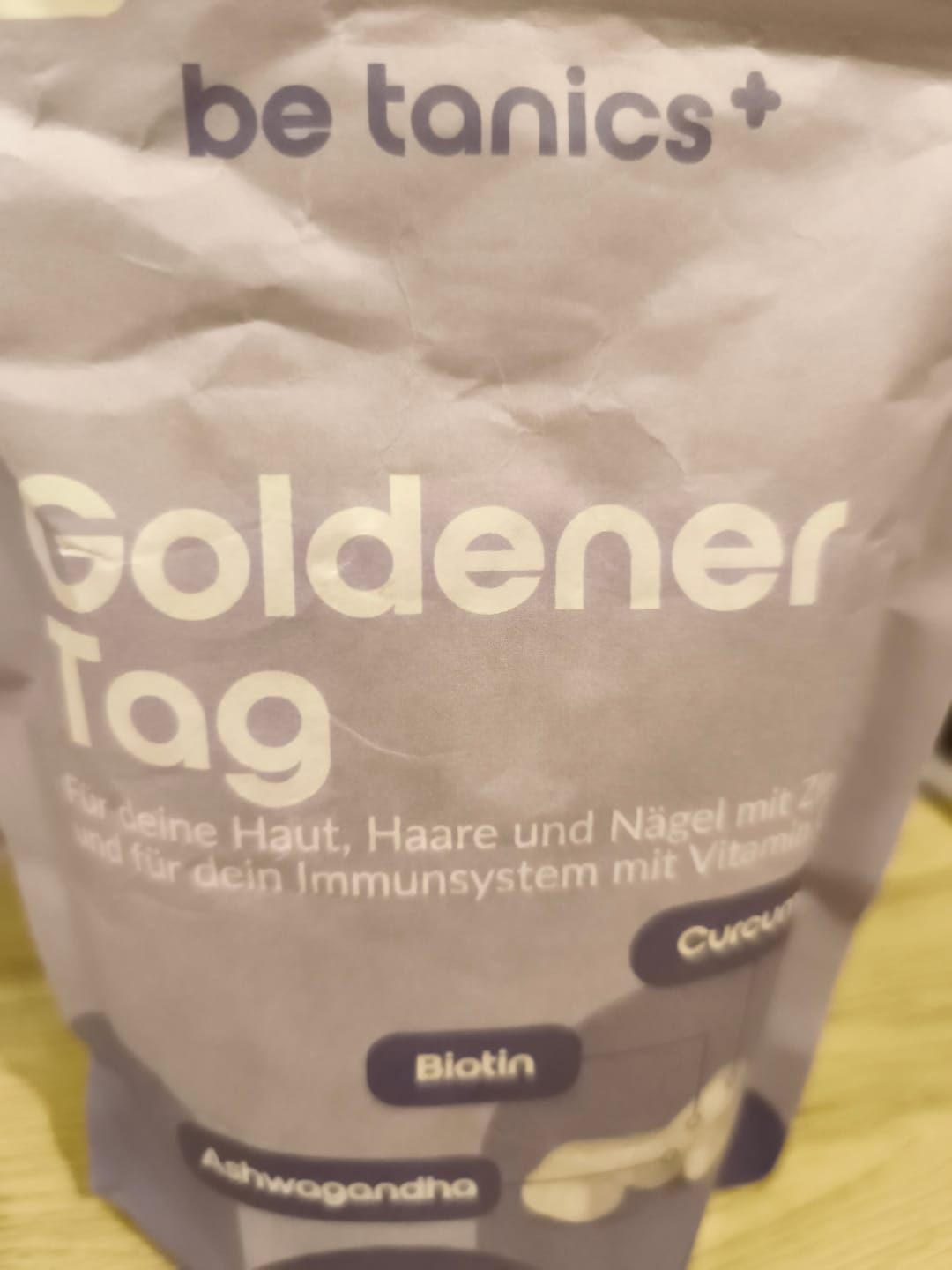 Customer photo review of Goldener Tag