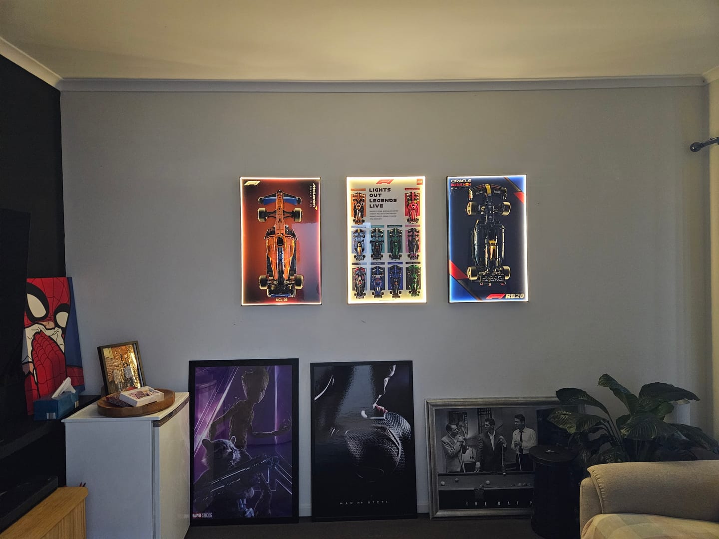 Customer photo review of LED Wall Display Frame for LEGO® Technic McLaren F1 Race Car 42141 Showcase