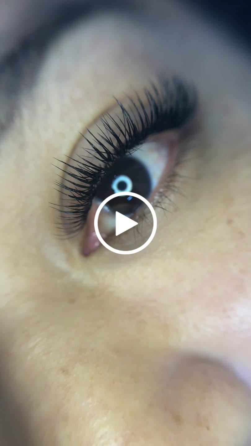 Customer video review of Mixed U Shape Tecnológicas (36 filas)