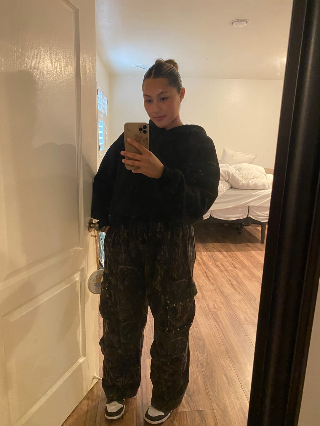 Customer photo review of 2033 - Heritage Cargo Sweats