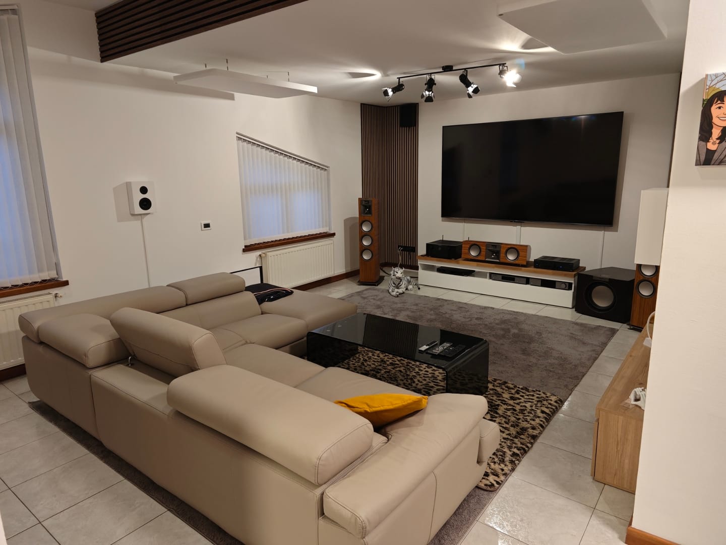 Customer photo review of FORUS 4 WALL