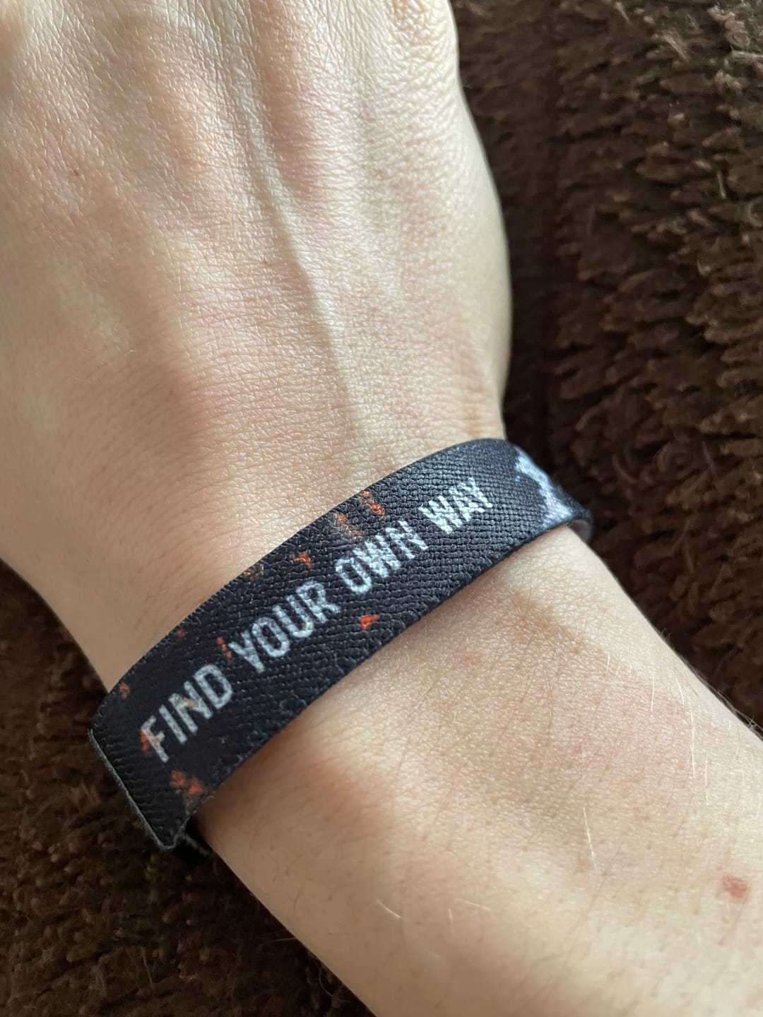 Customer photo review of Find your own way - Elastisches Armband