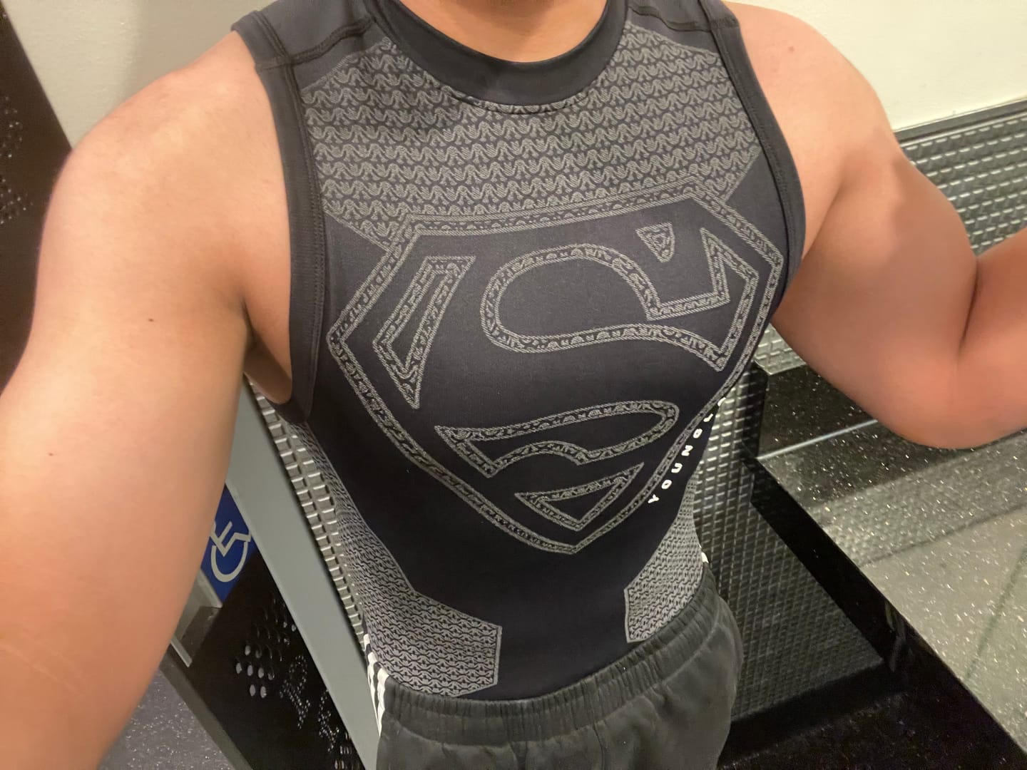 Customer photo review of 3047 - Superman Compression Tanks