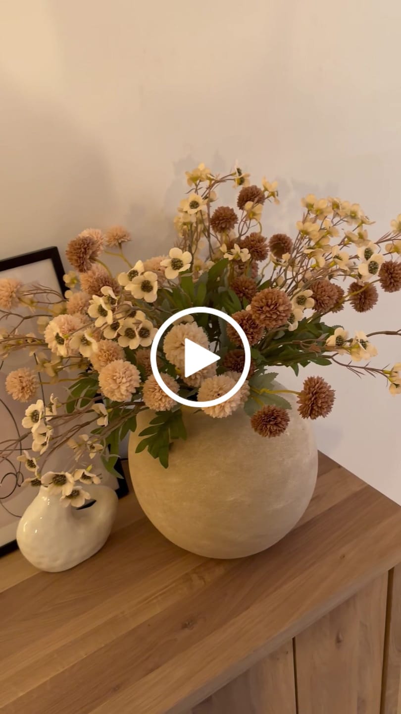 Customer video review of Wax Arrangement - Crème mix